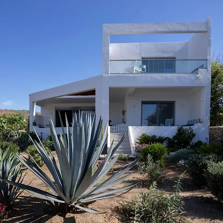 Villa Agios Isidoros