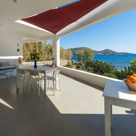 Villa Agios Isidoros *