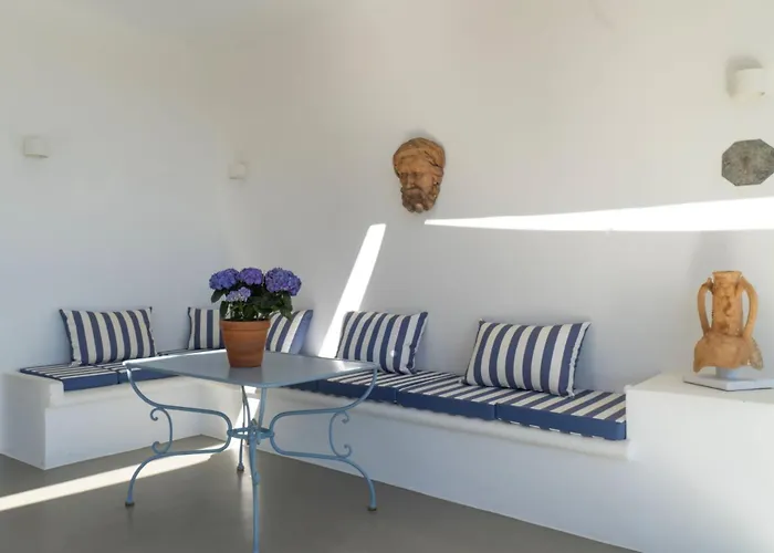 Agios Isidoros Villa Gourna