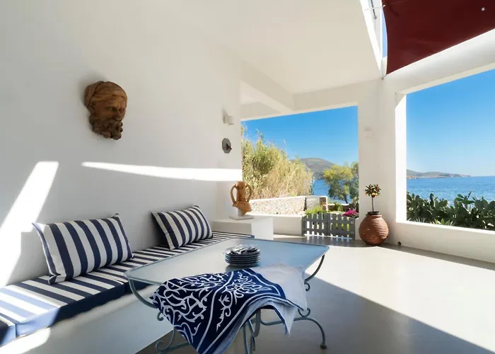 Villa Agios Isidoros Gúrna